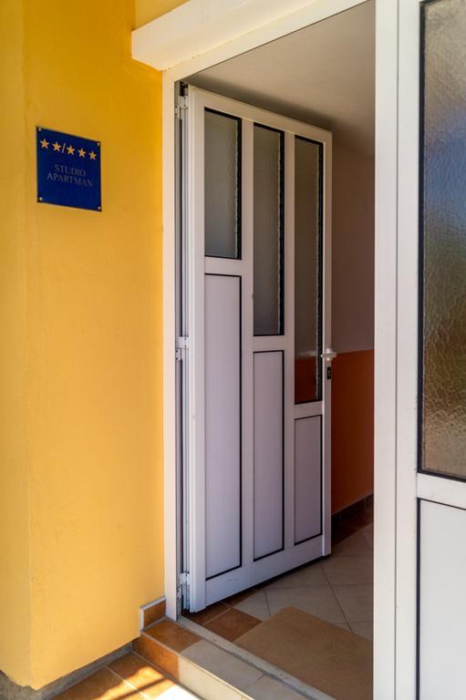Apartmani Marino Privlaka  Extérieur photo
